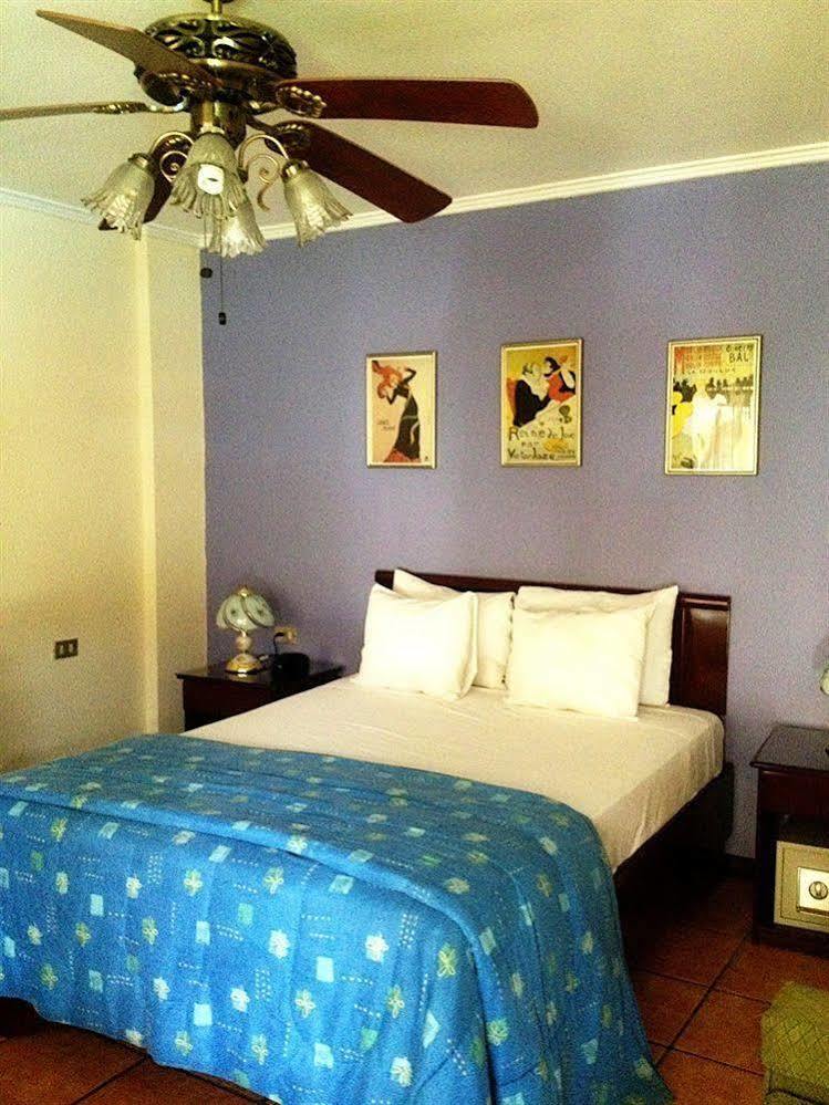 Hotel Puerta Del Sol - San Jose Airport Eksteriør bilde